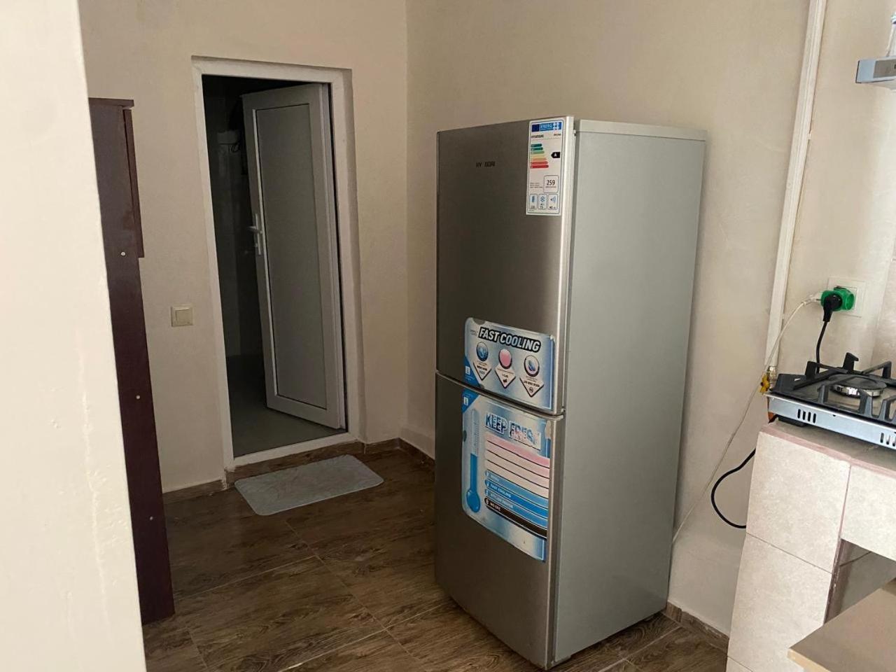 ציחיסדזירי Family Hotel Our House מראה חיצוני תמונה