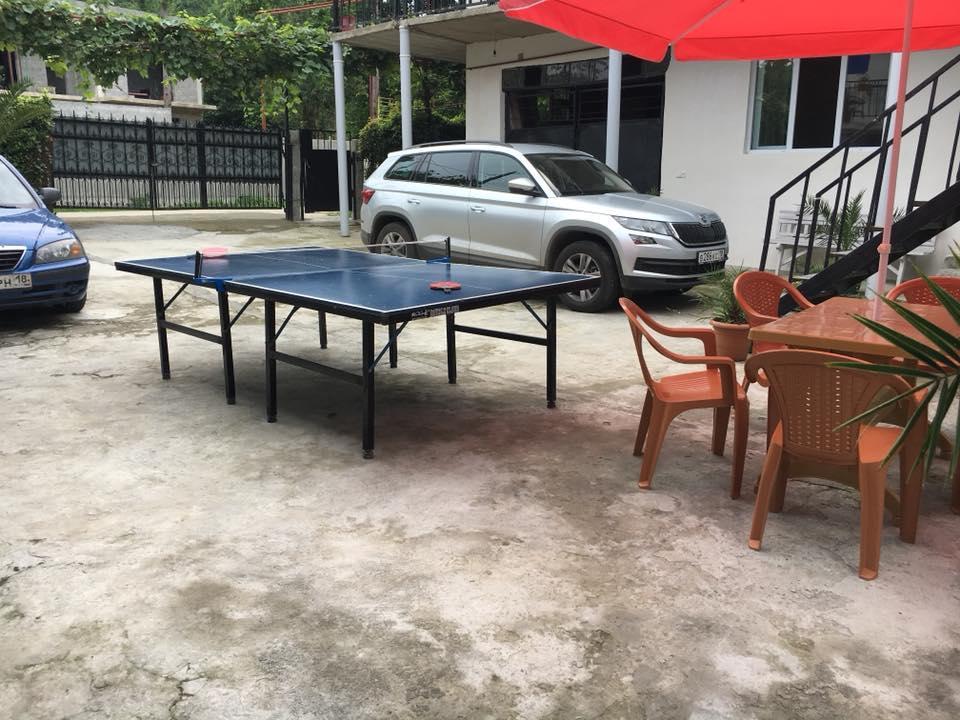 ציחיסדזירי Family Hotel Our House מראה חיצוני תמונה